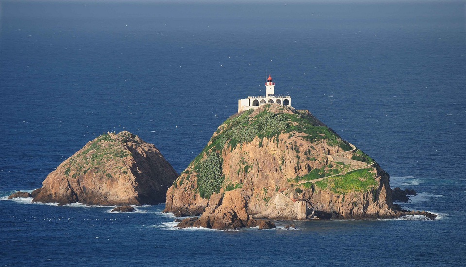 Phare de l'Île de Srigina